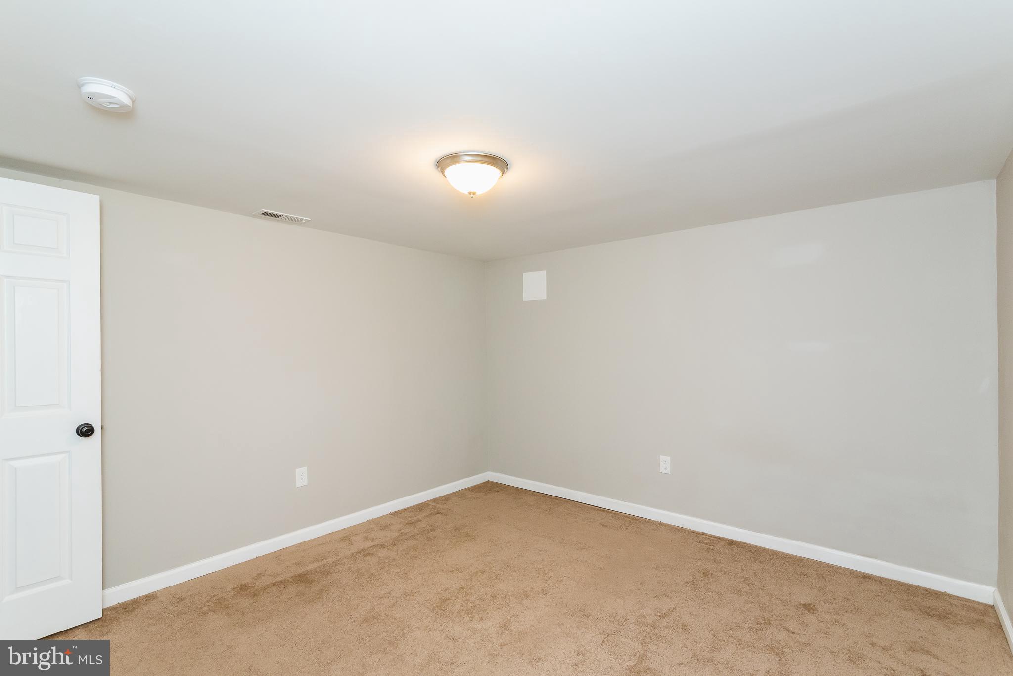 CATONSVILLE MANOR - Residential