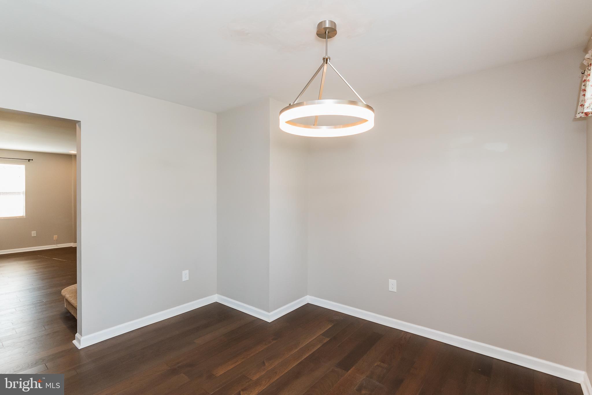 CATONSVILLE MANOR - Residential