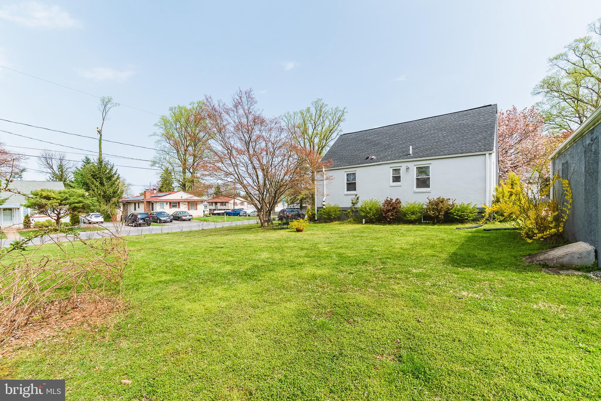 CATONSVILLE MANOR - Residential