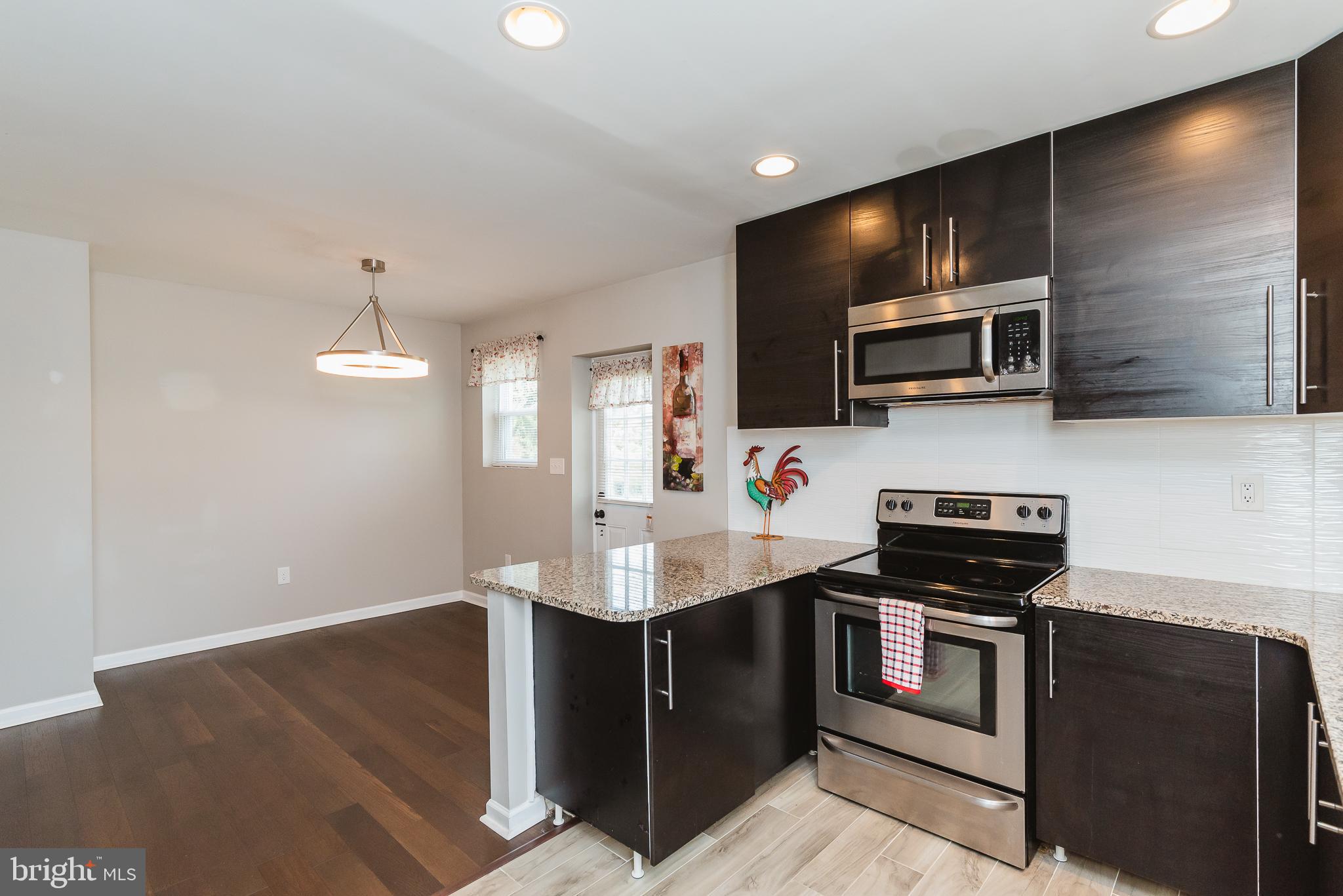 CATONSVILLE MANOR - Residential