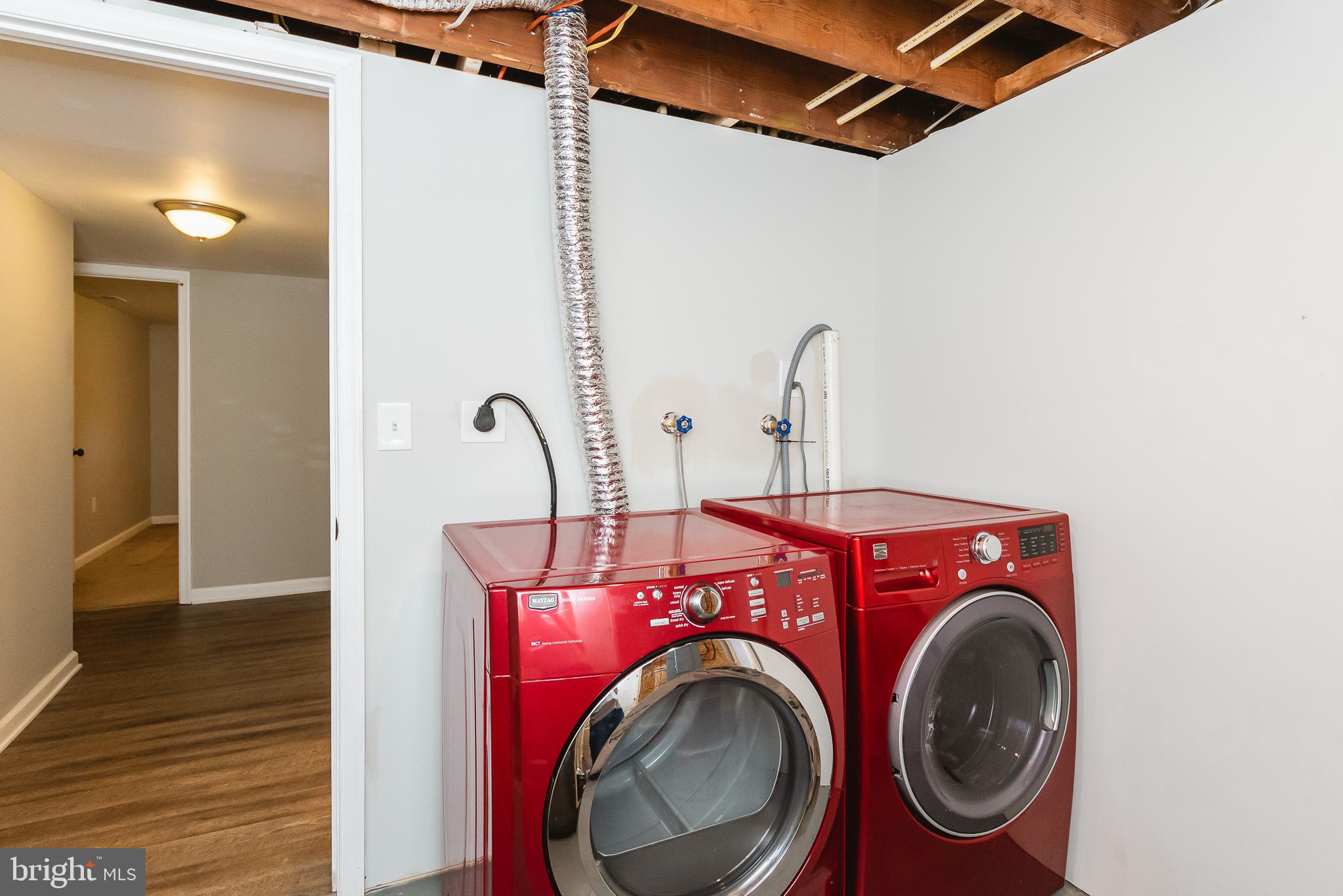 CATONSVILLE MANOR - Residential