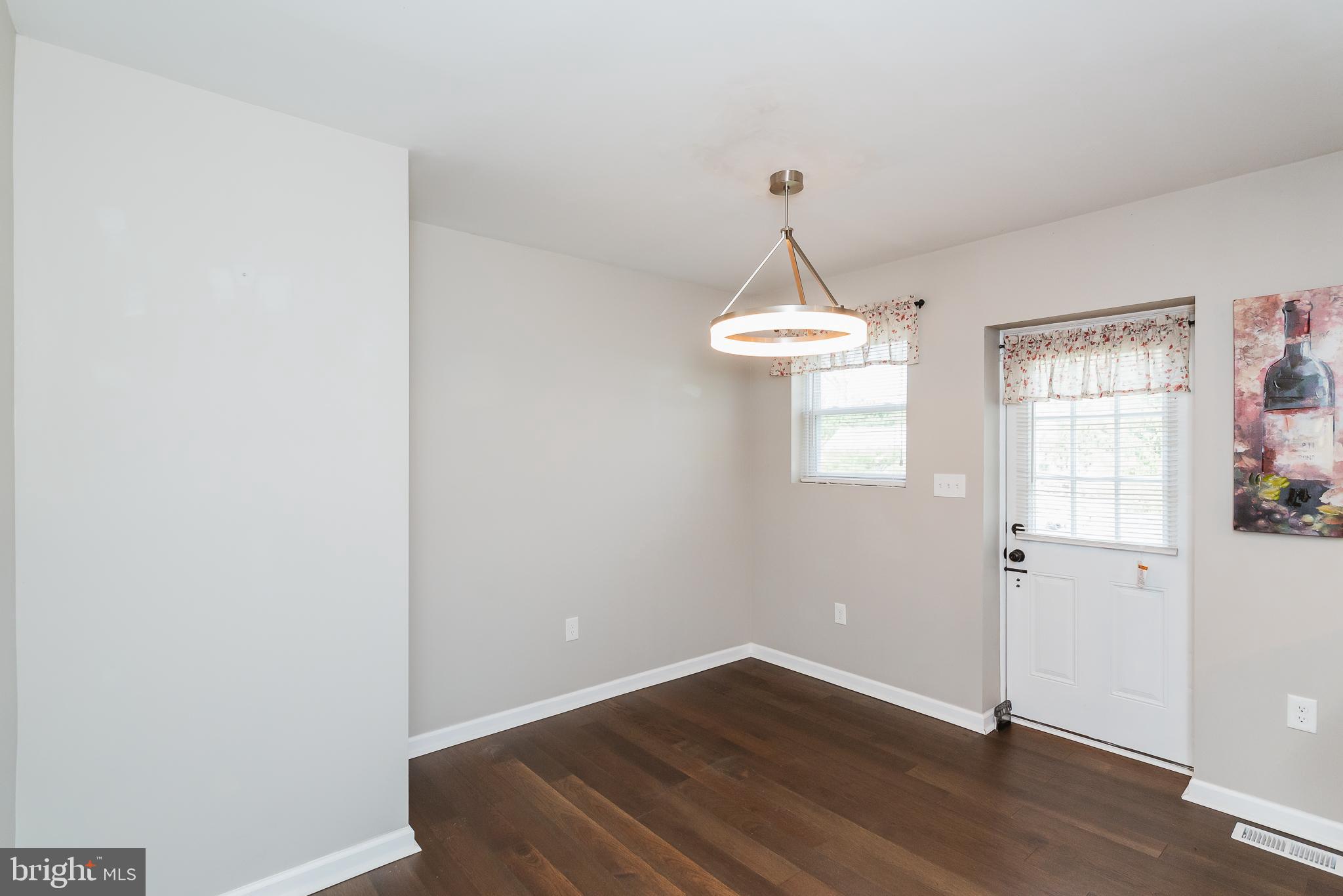 CATONSVILLE MANOR - Residential