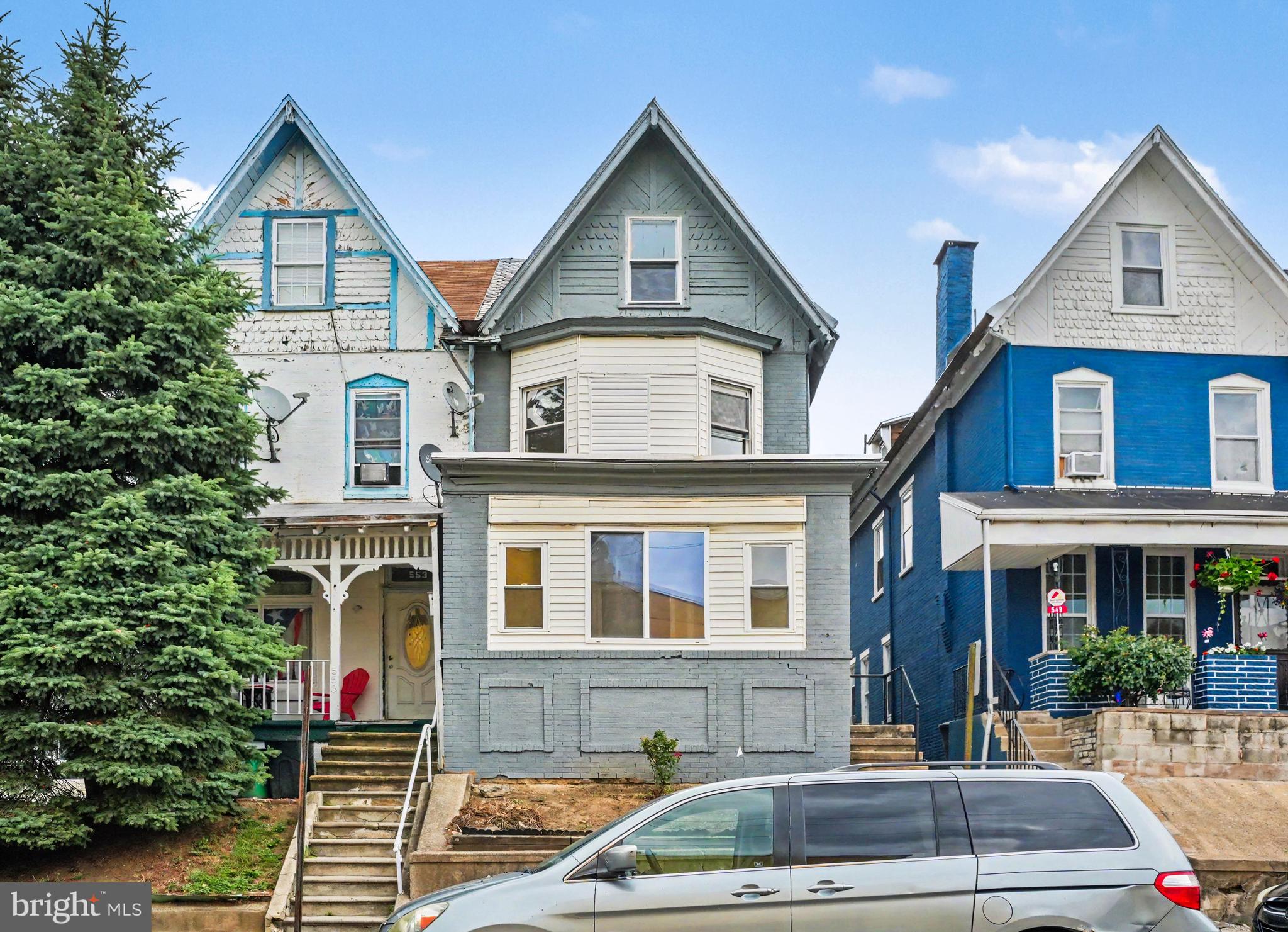 551 N 11TH STREET