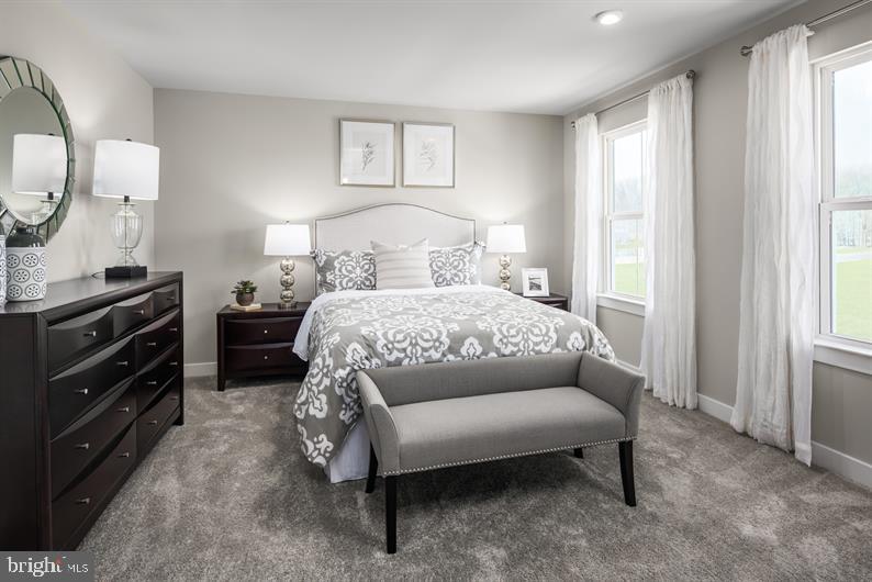 LAKE LINGANORE - Residential