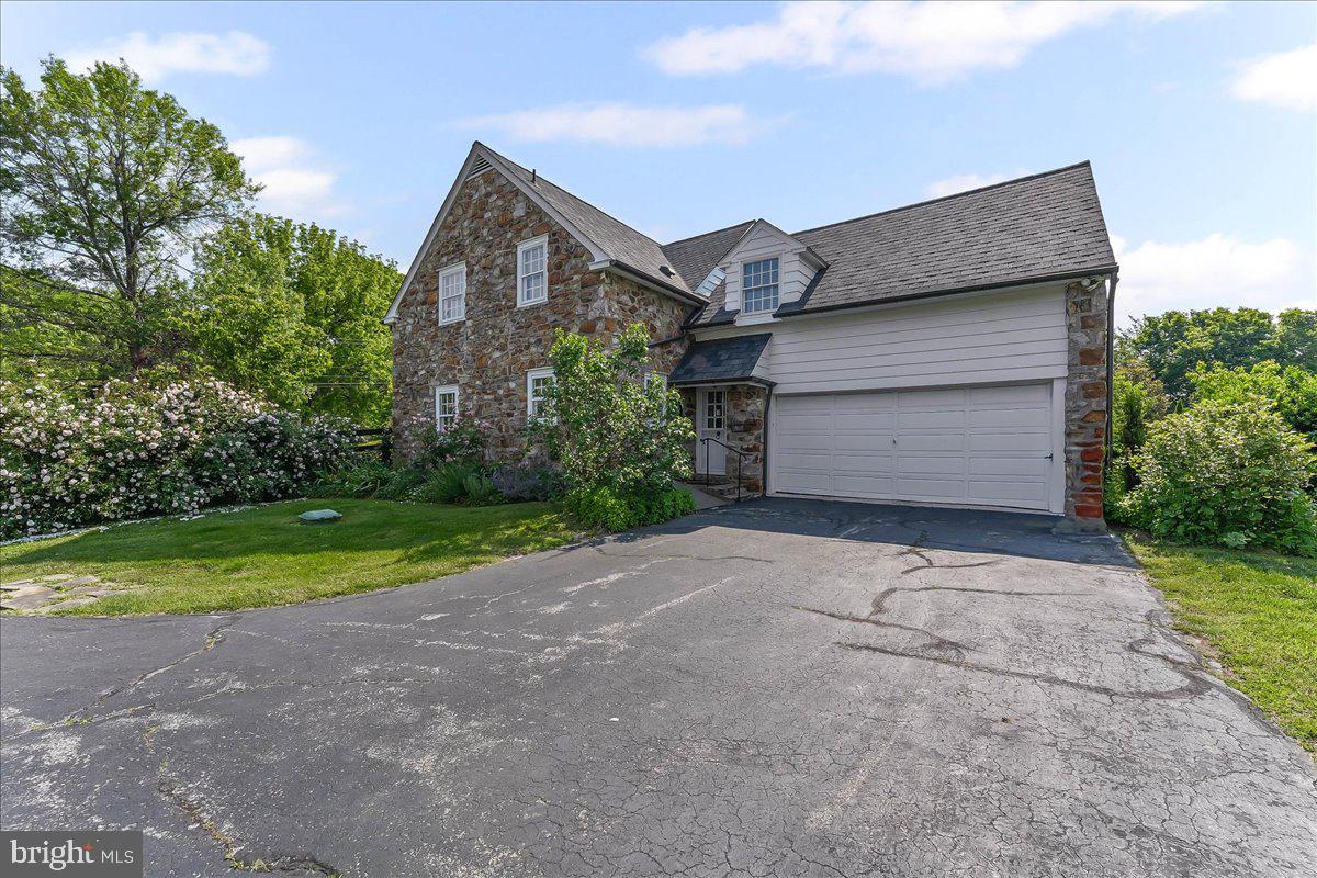 2700 STRASBURG ROAD