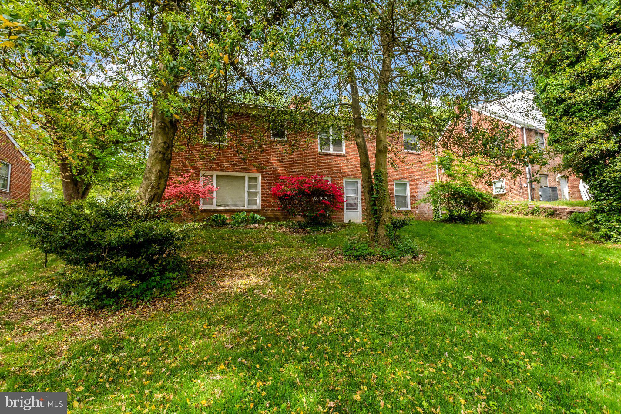 ROSECROFT PARK - Residential