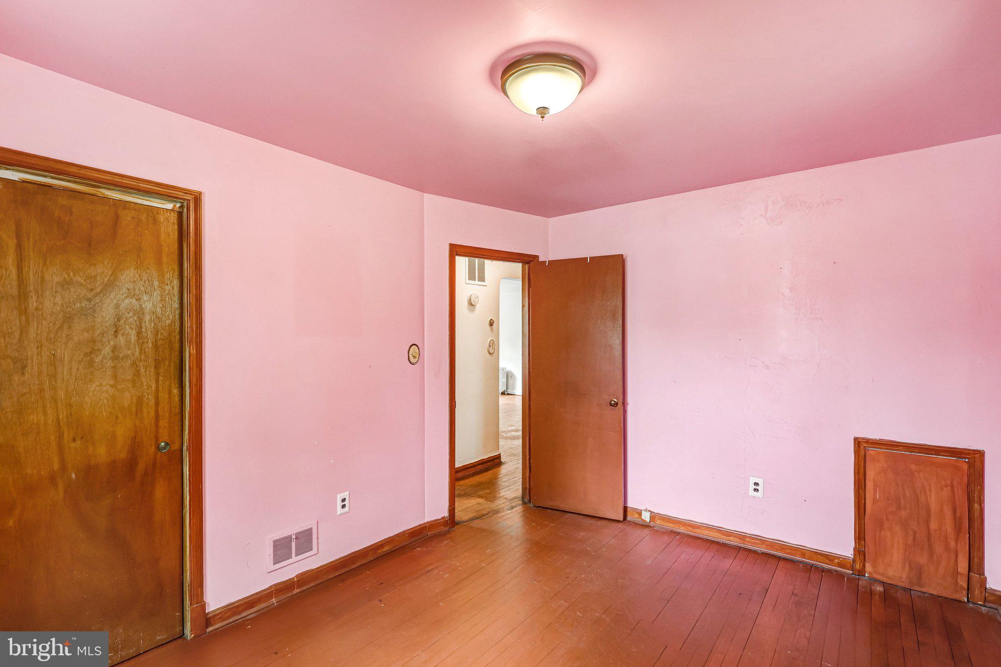 ROSECROFT PARK - Residential