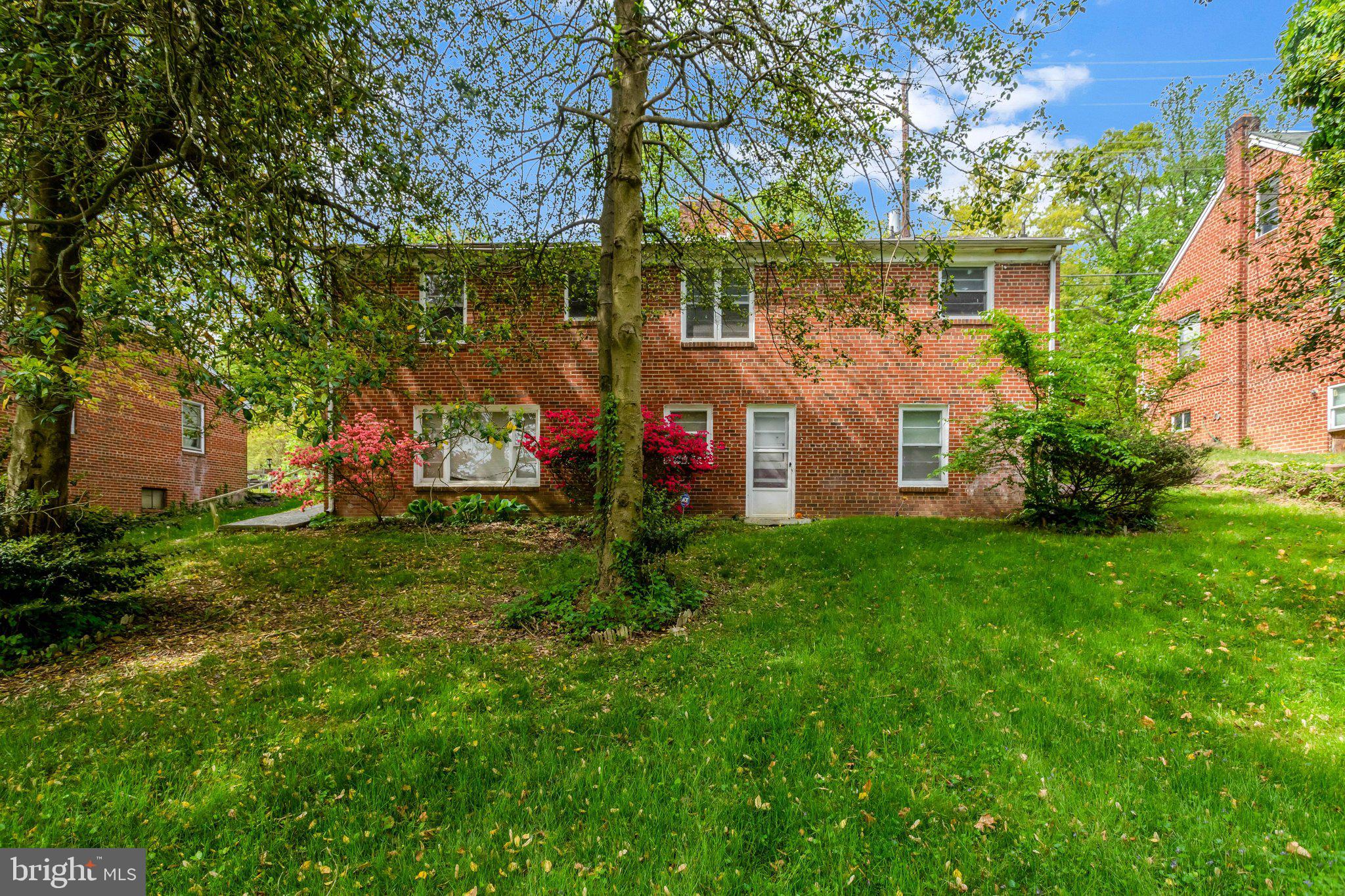 ROSECROFT PARK - Residential