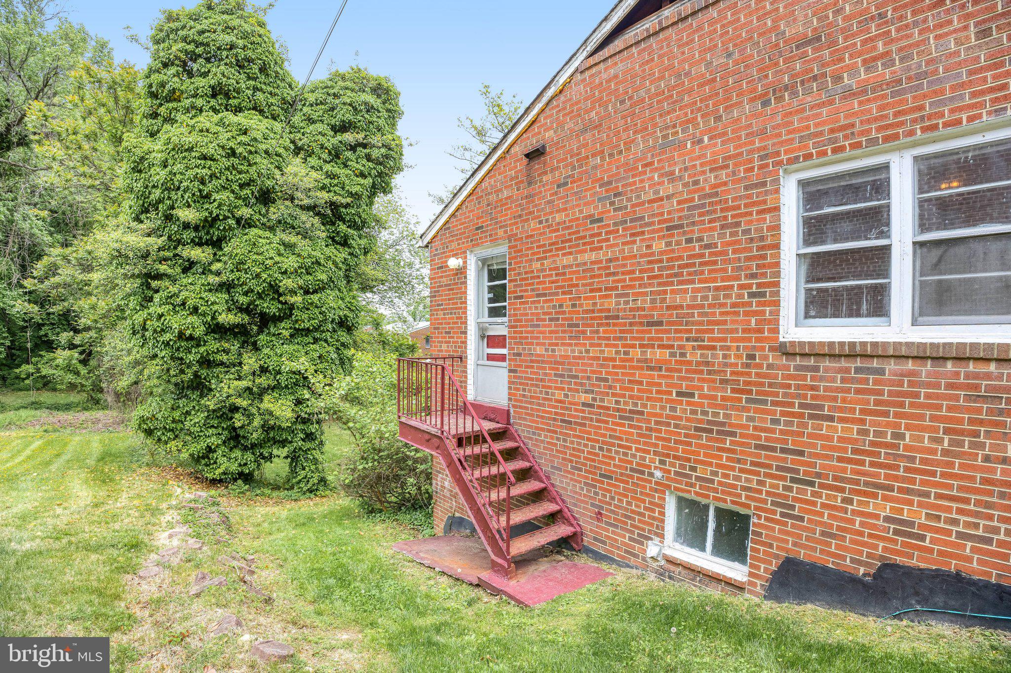 ROSECROFT PARK - Residential