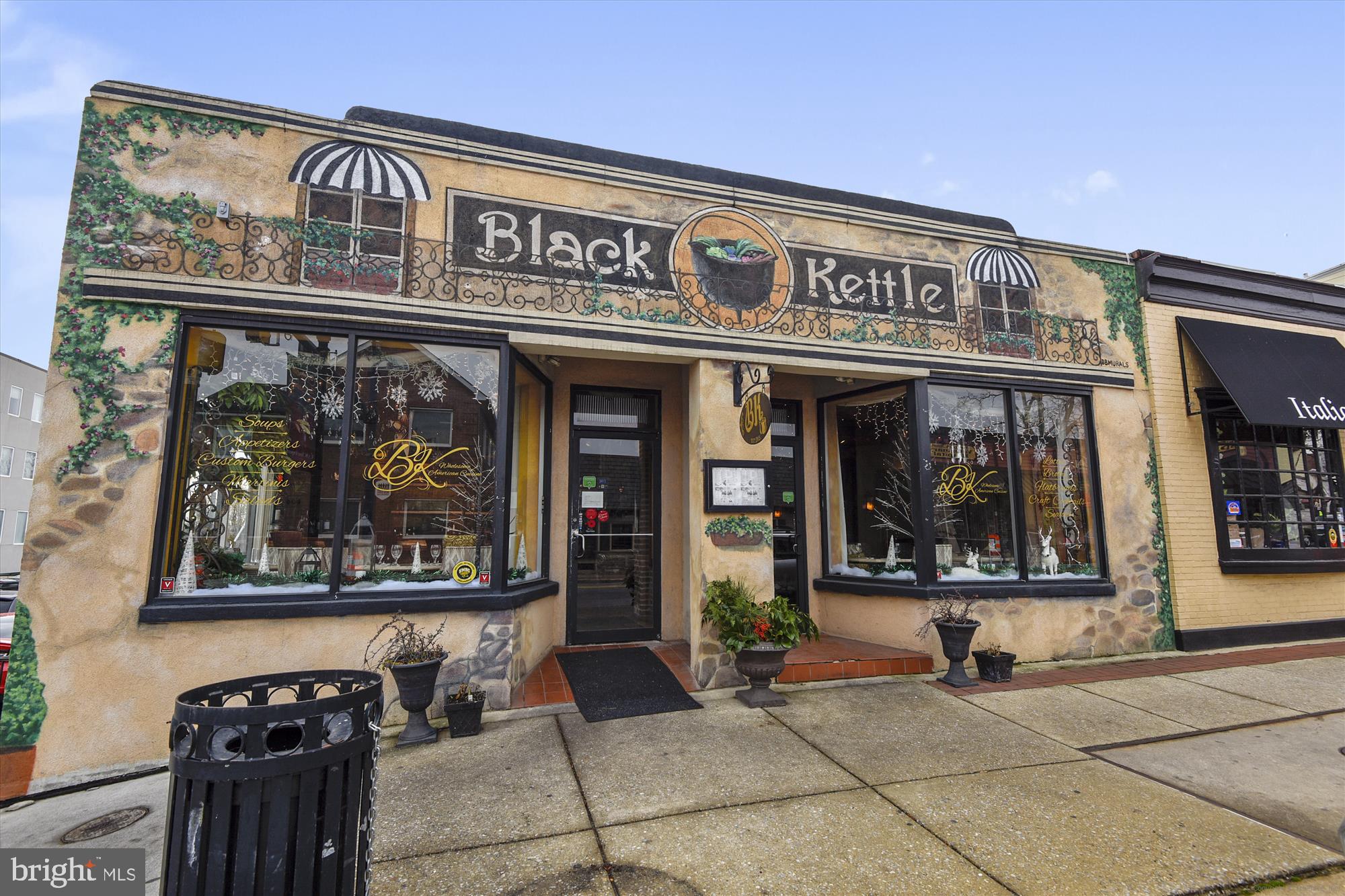 GRAHAM PLACE - Residential