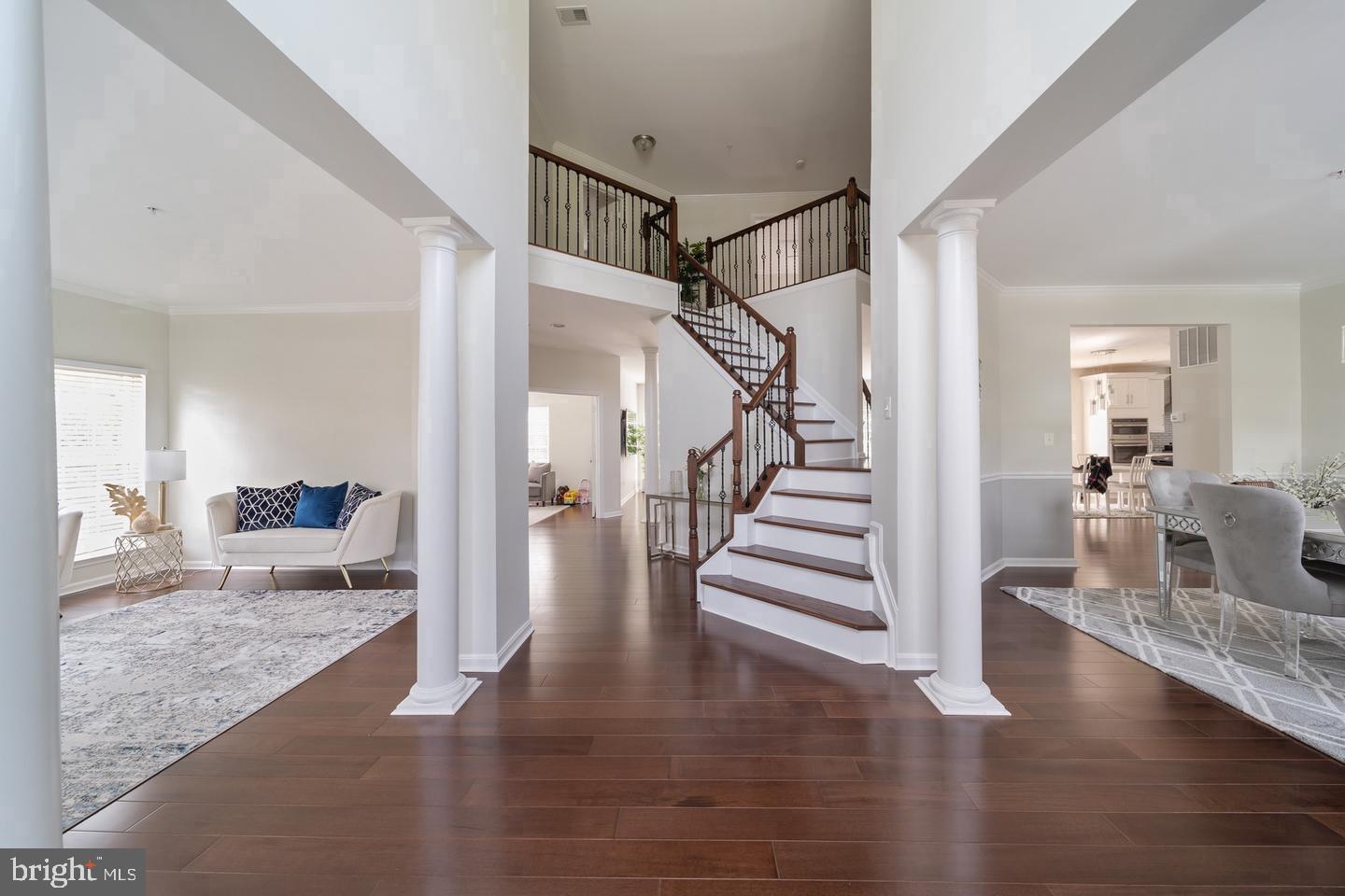 10807 GLENSHIRE DRIVE