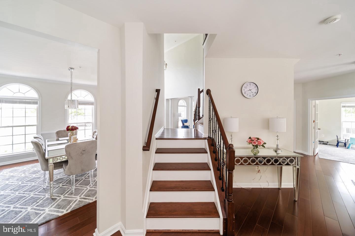 10807 GLENSHIRE DRIVE