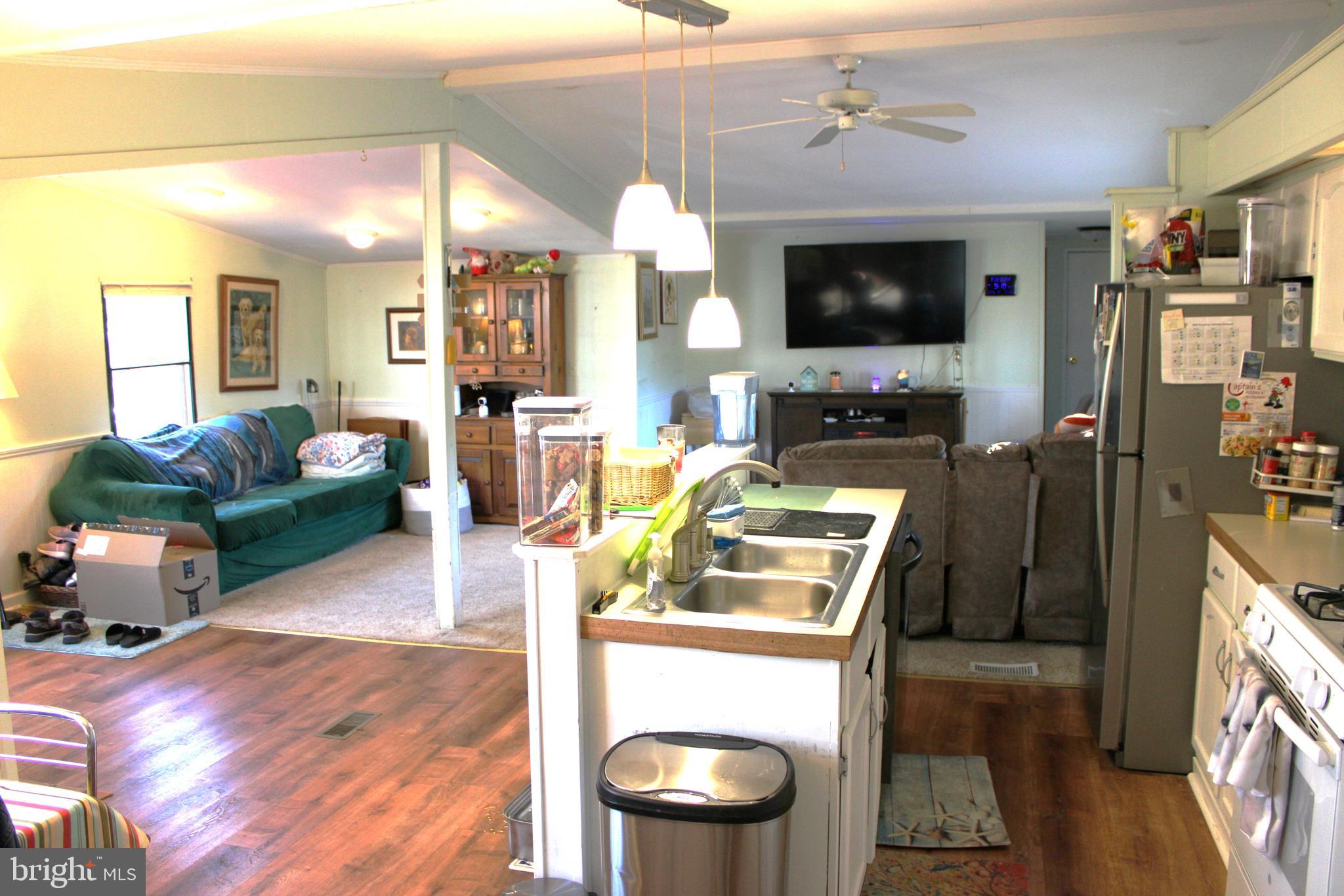 POTNETS CREEKSIDE - Residential