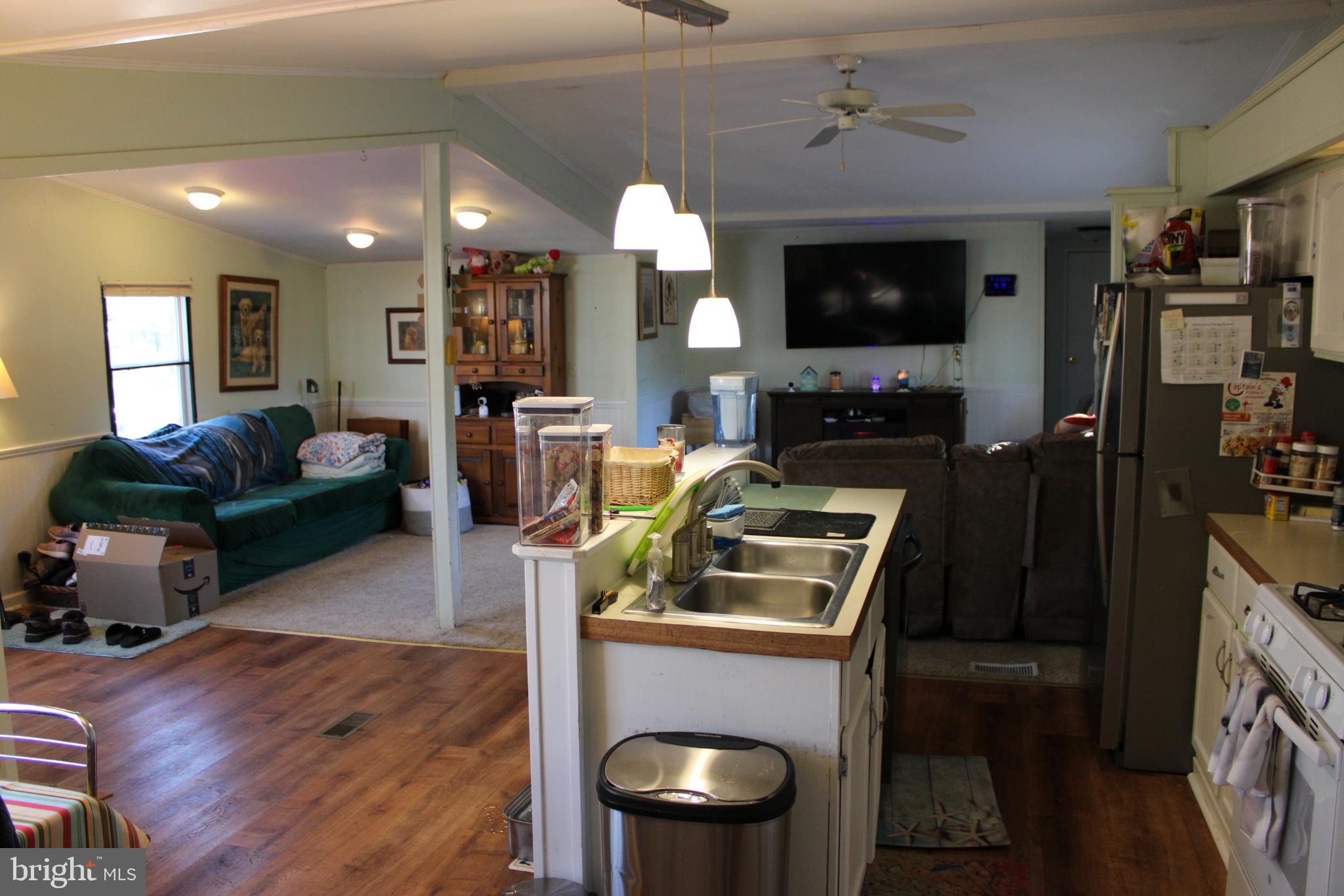 POTNETS CREEKSIDE - Residential