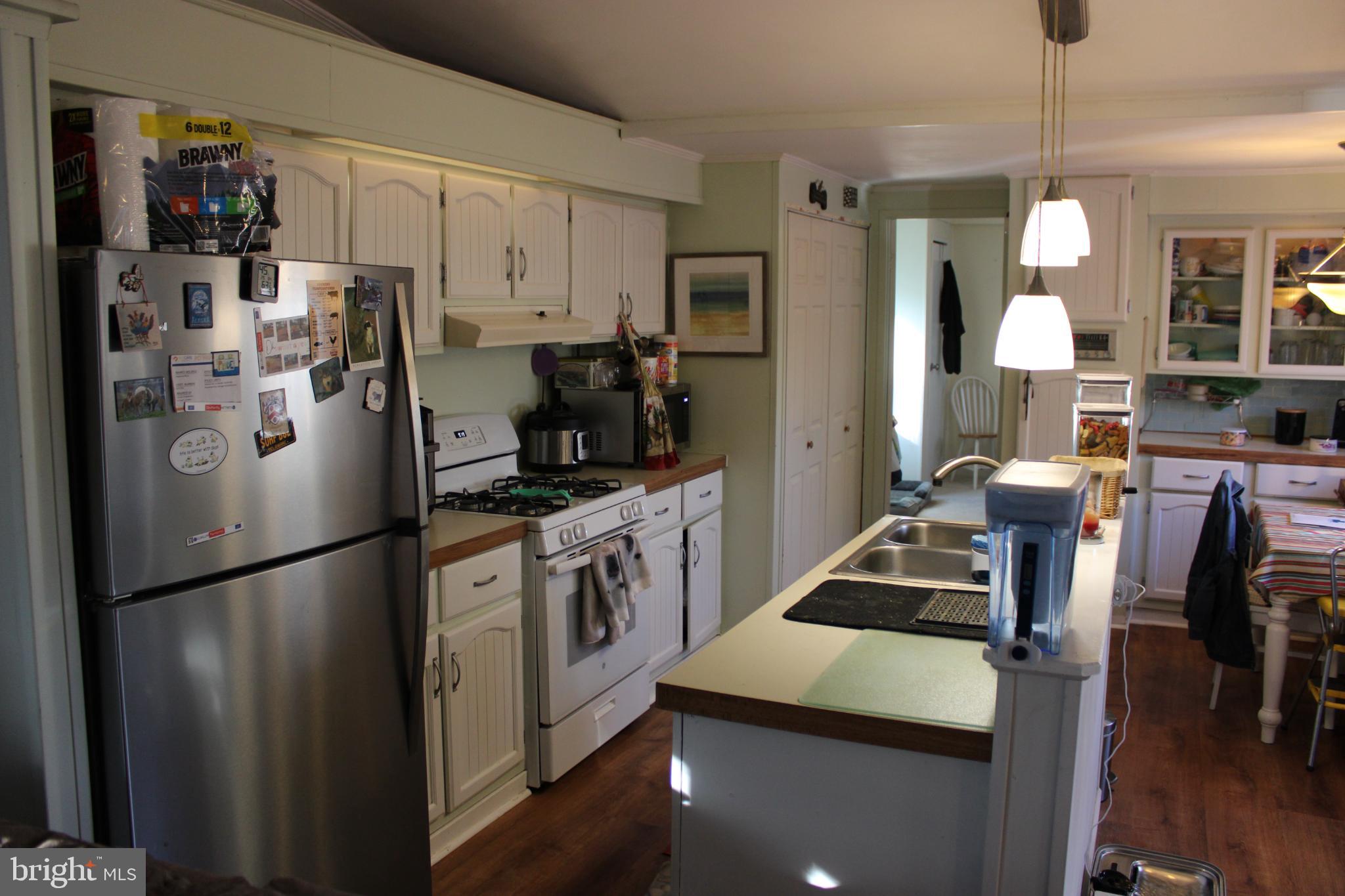 POTNETS CREEKSIDE - Residential