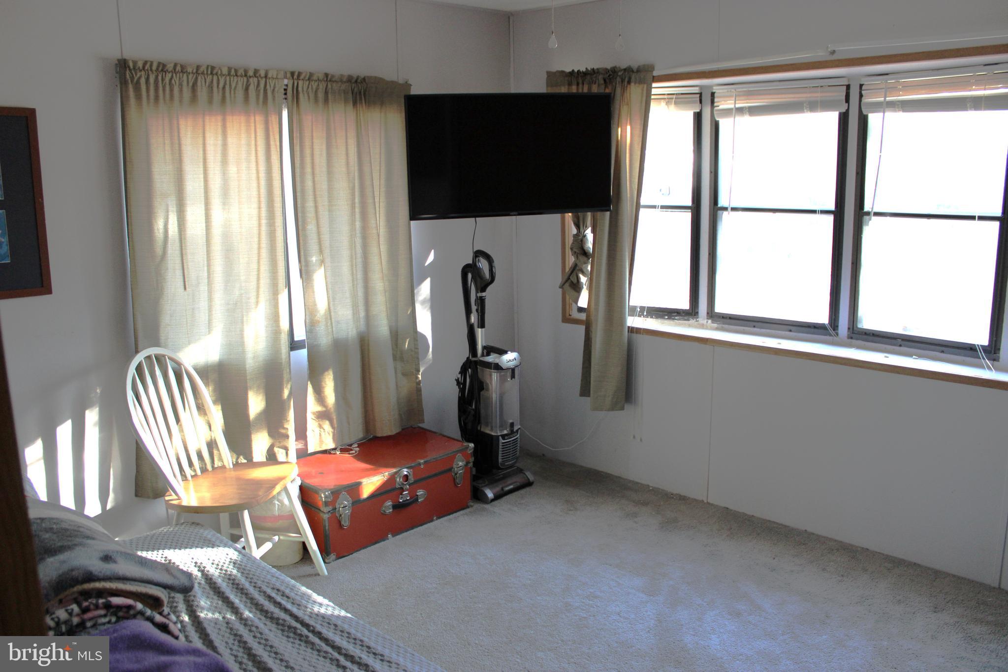 POTNETS CREEKSIDE - Residential