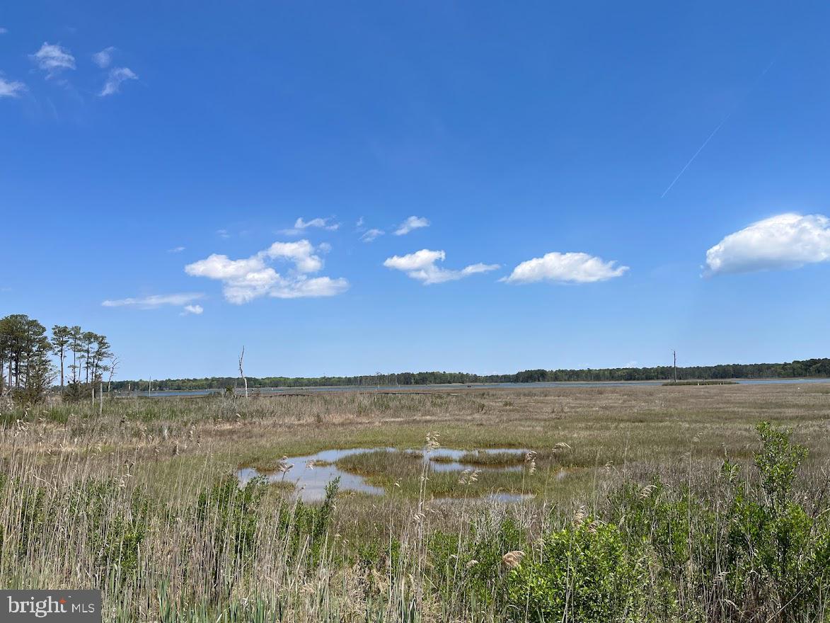 POTNETS CREEKSIDE - Residential