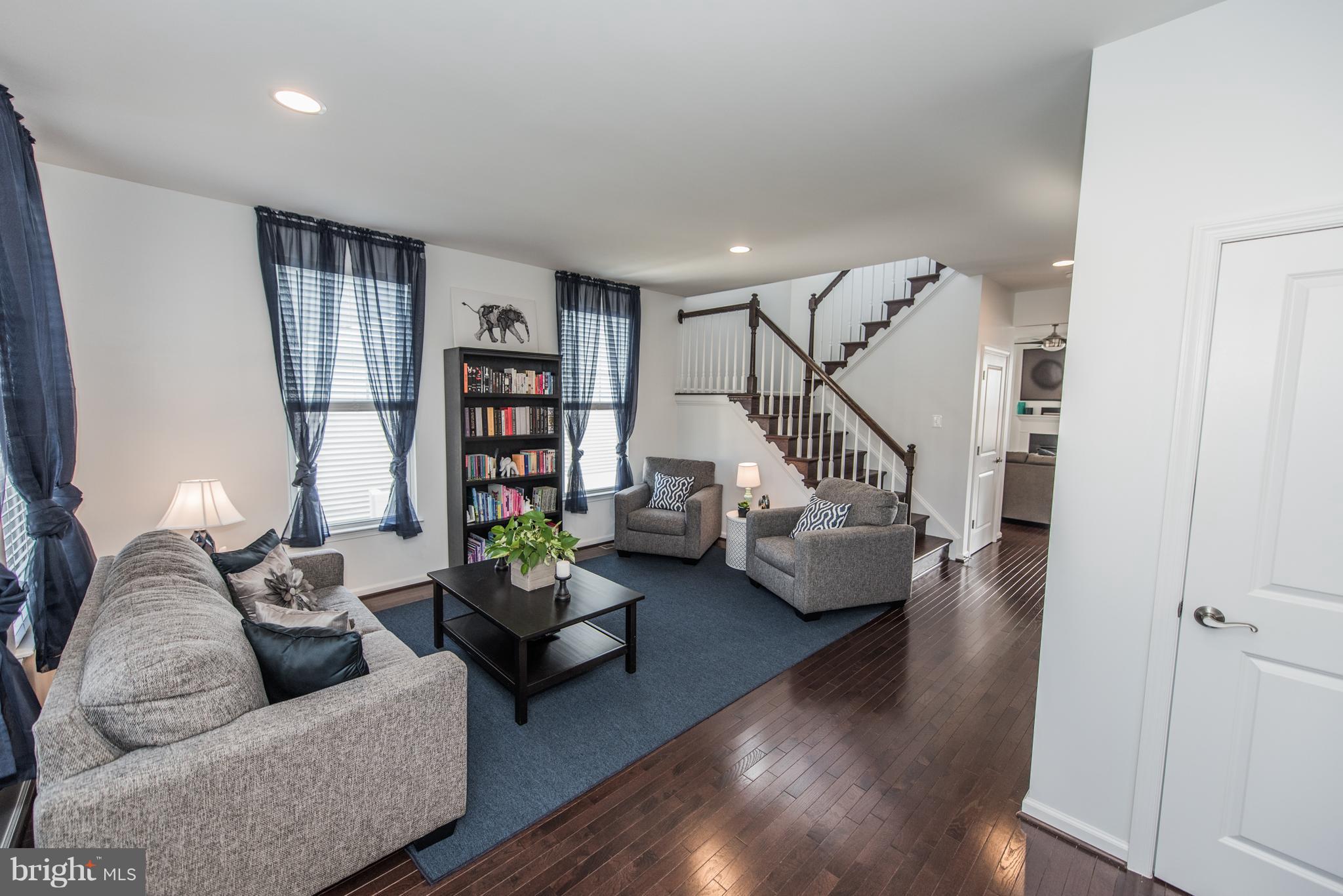 NORBORNE GLEBE CHASE - Residential