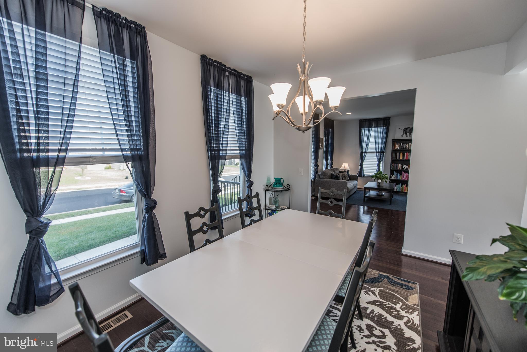 NORBORNE GLEBE CHASE - Residential