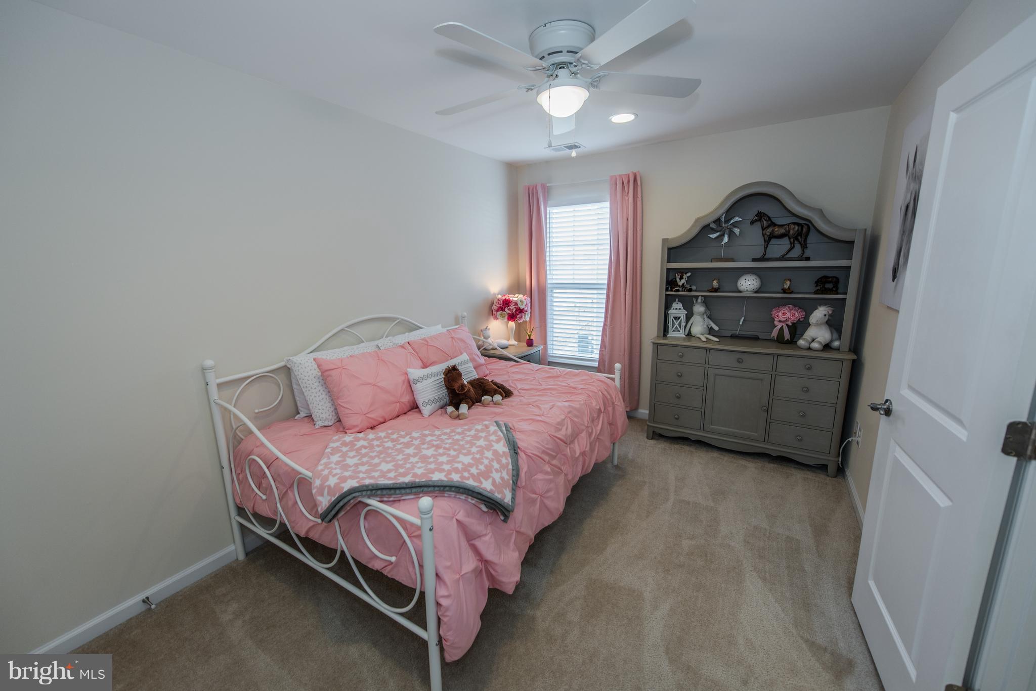 NORBORNE GLEBE CHASE - Residential