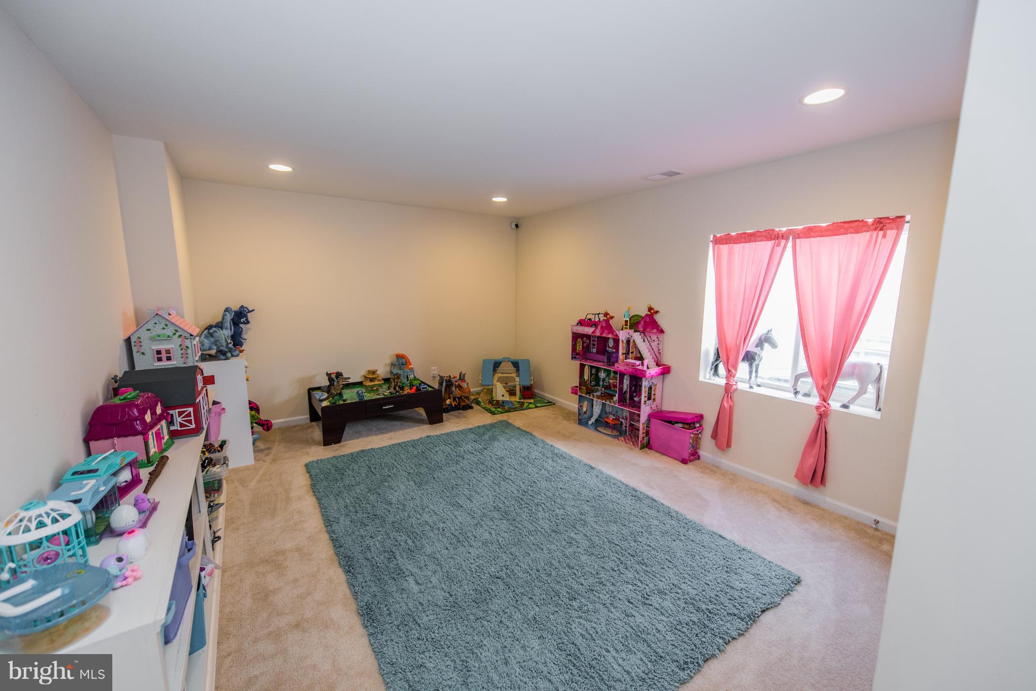 NORBORNE GLEBE CHASE - Residential