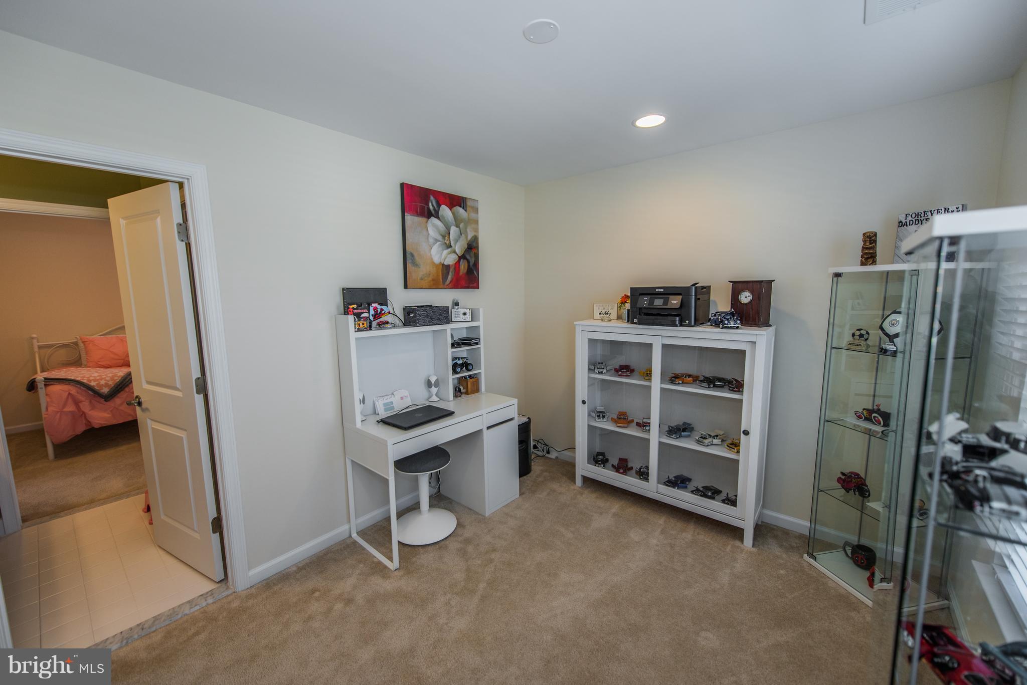 NORBORNE GLEBE CHASE - Residential