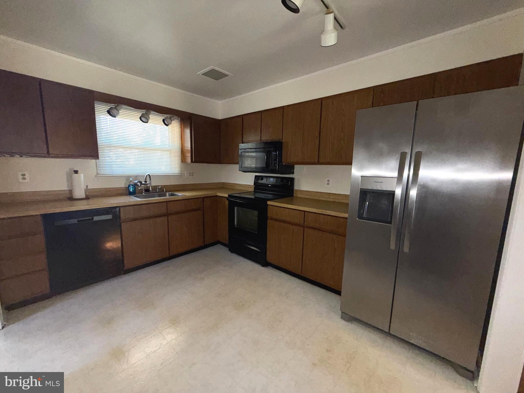 STERLING  PARK - Residential