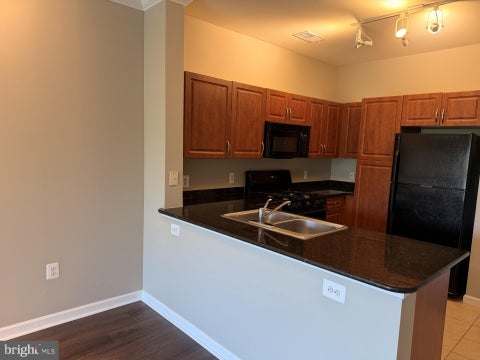 Condo For Sale - 12901 Centre Park Circle #318<br/> Fairfax County, HERNDON, VA 20171