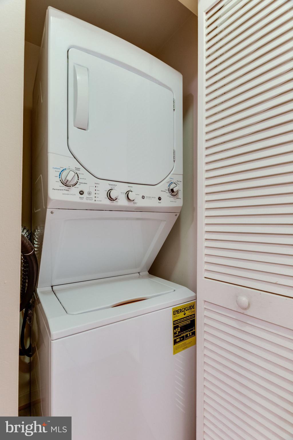 CARLTON PLACE - Residential