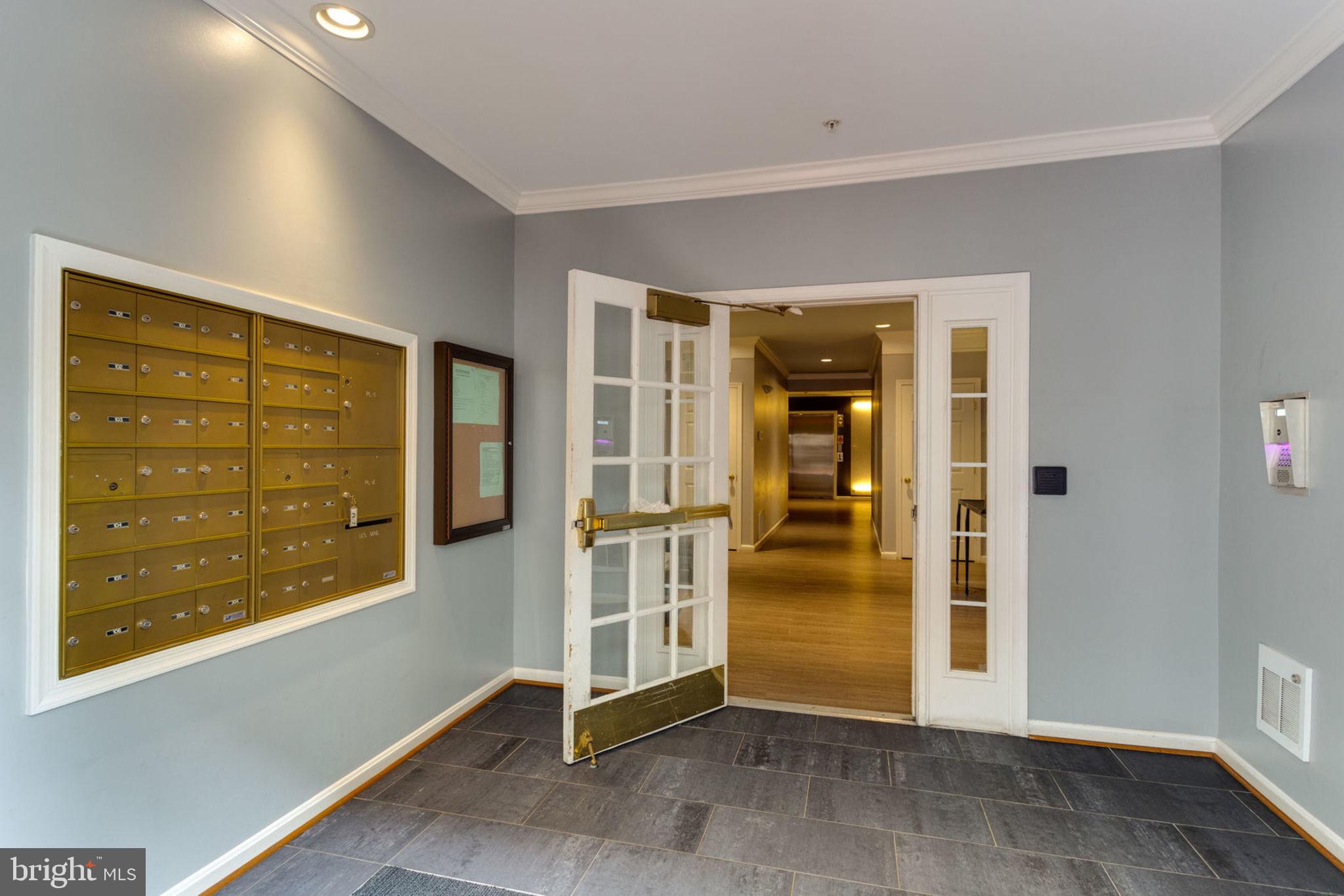 CARLTON PLACE - Residential