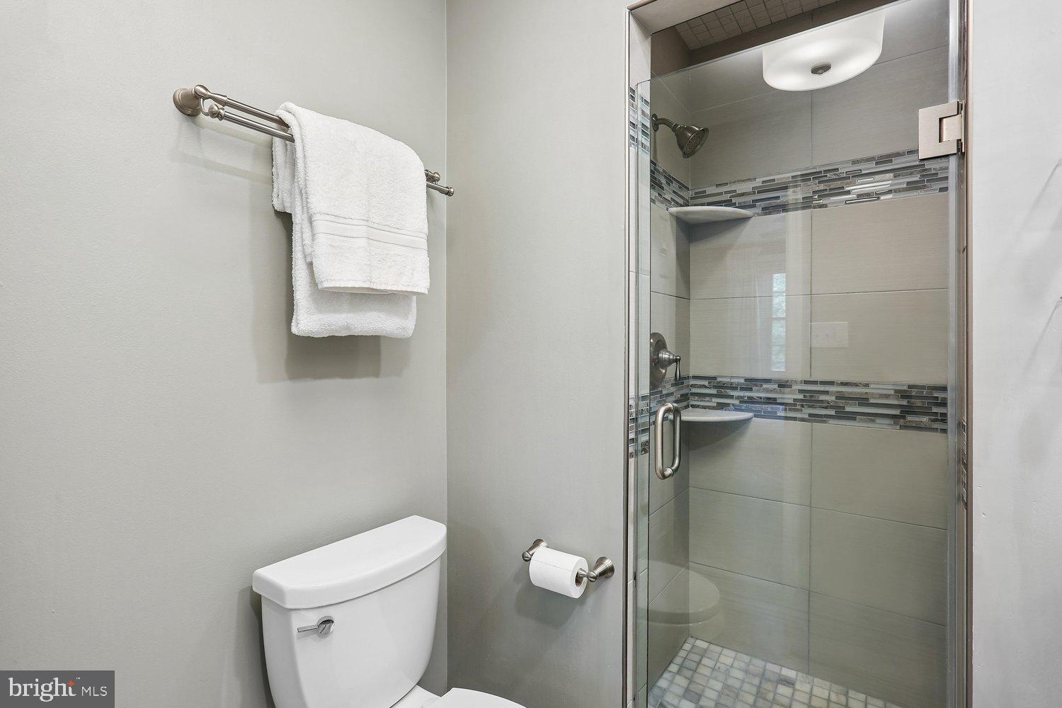 KENTLANDS - Residential