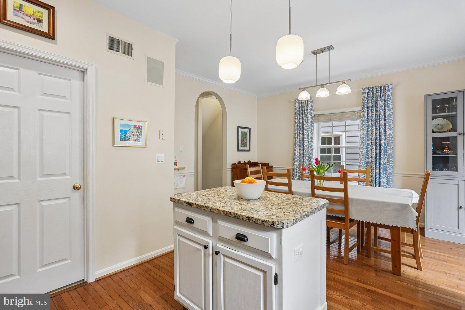 KENTLANDS - Residential