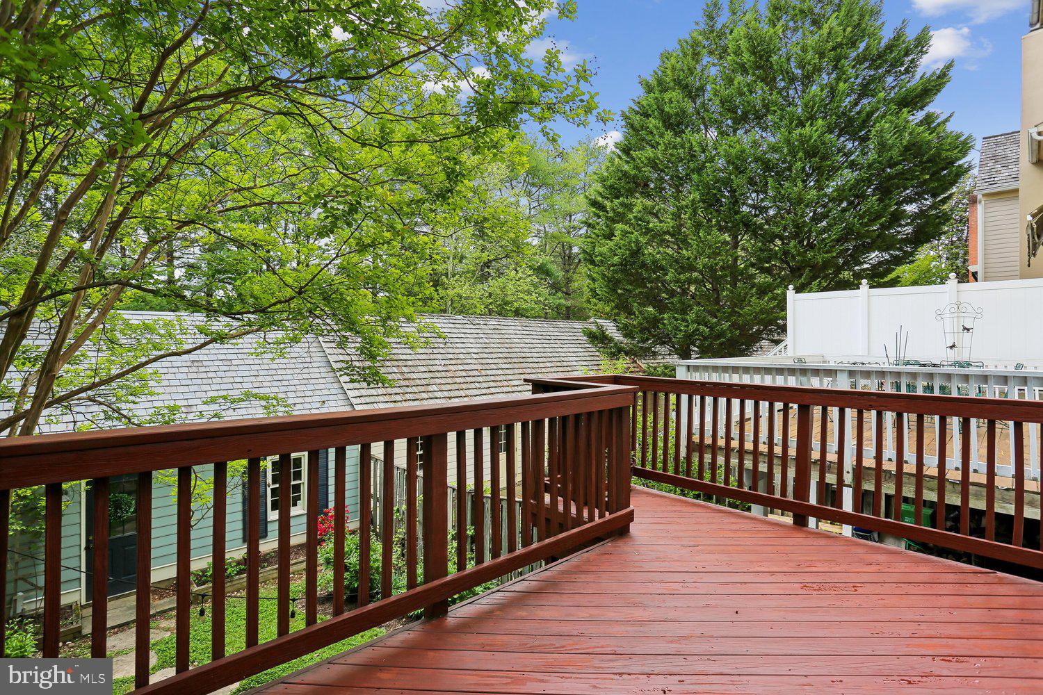 KENTLANDS - Residential