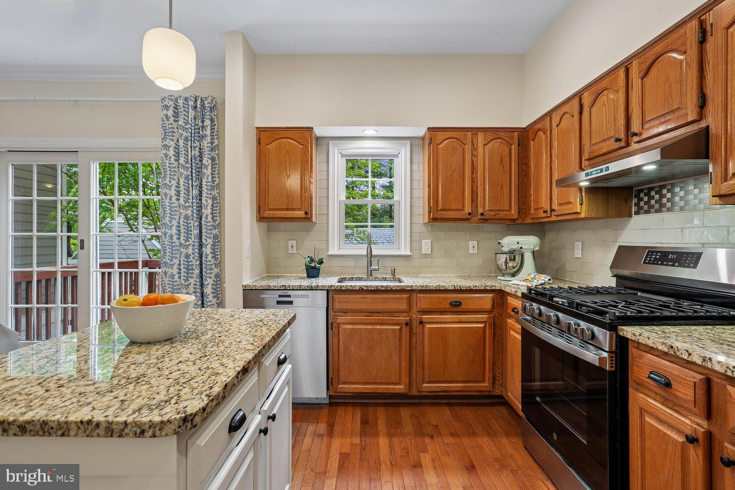 KENTLANDS - Residential