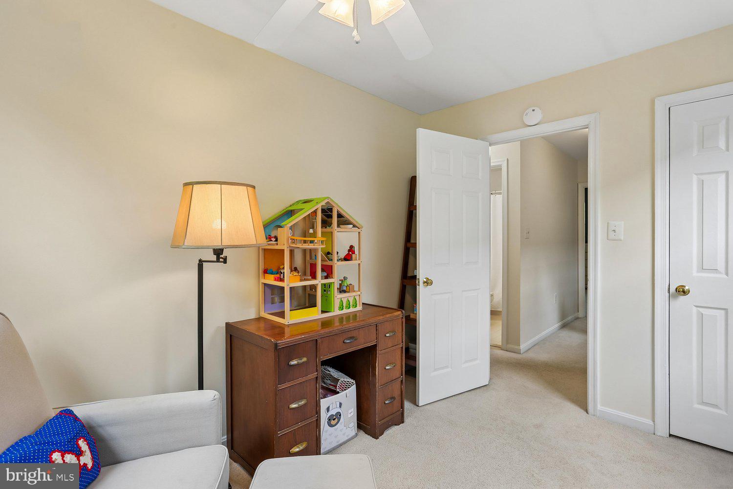 KENTLANDS - Residential