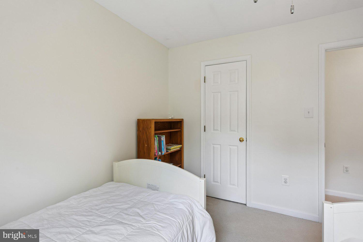KENTLANDS - Residential