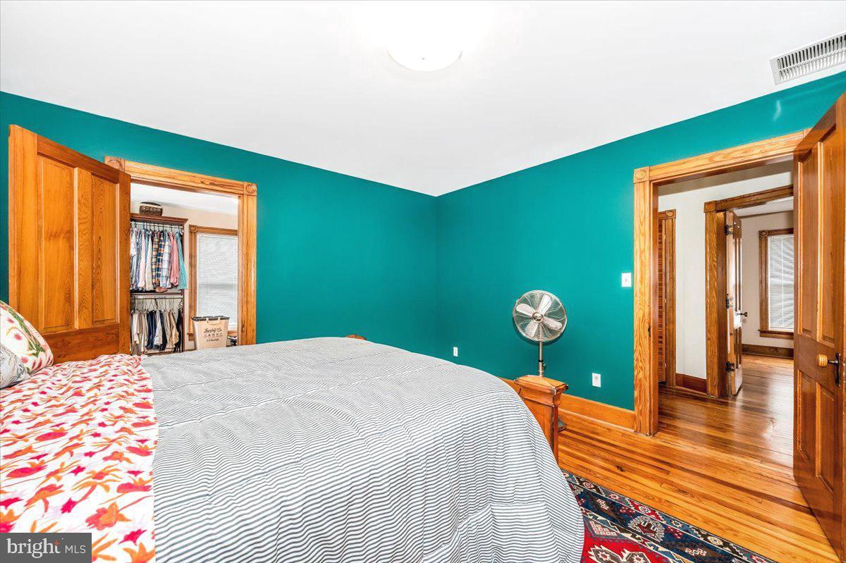 DOWNTOWN WALKERSVILLE - Residential