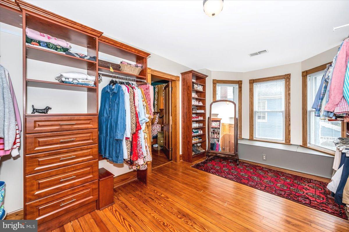 DOWNTOWN WALKERSVILLE - Residential