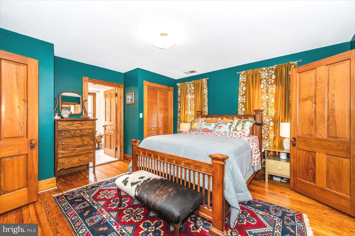 DOWNTOWN WALKERSVILLE - Residential