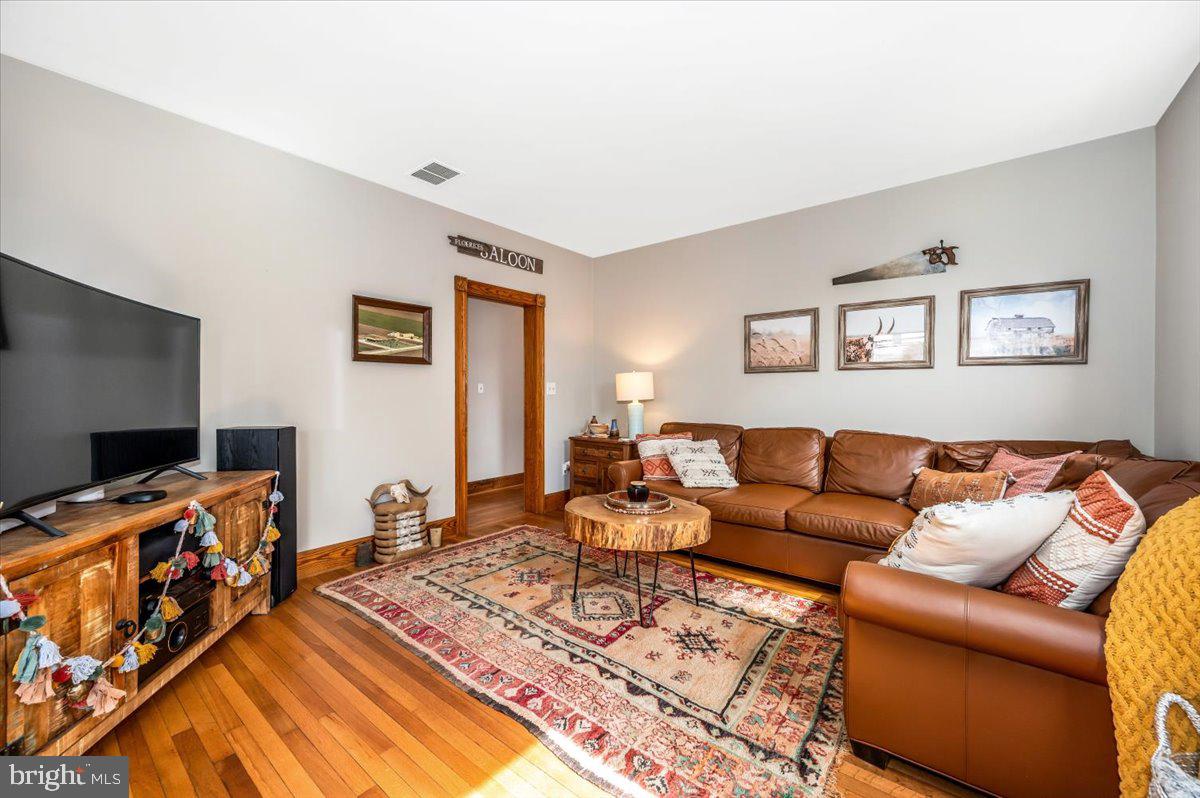 DOWNTOWN WALKERSVILLE - Residential