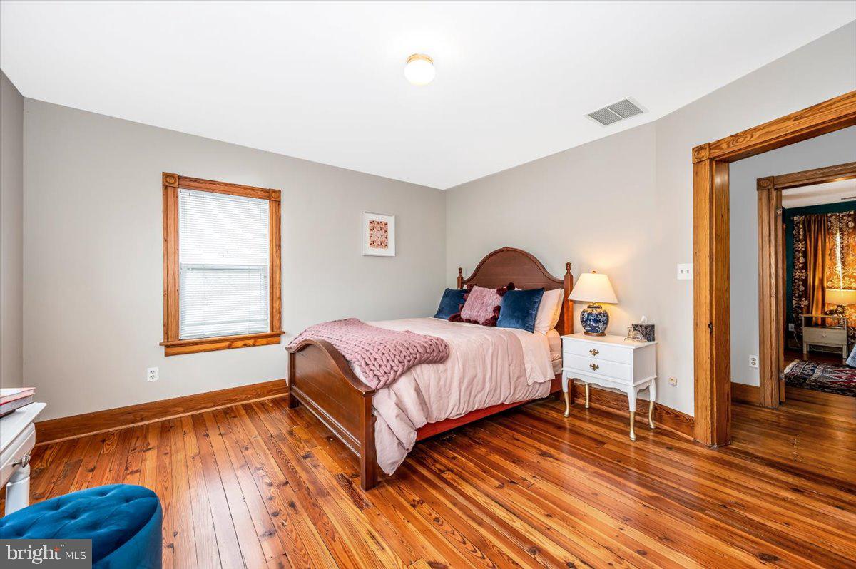 DOWNTOWN WALKERSVILLE - Residential