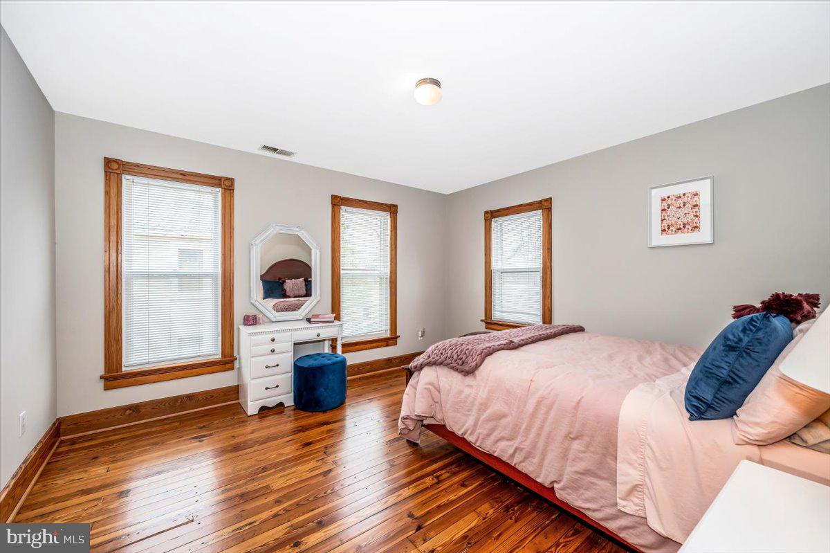 DOWNTOWN WALKERSVILLE - Residential