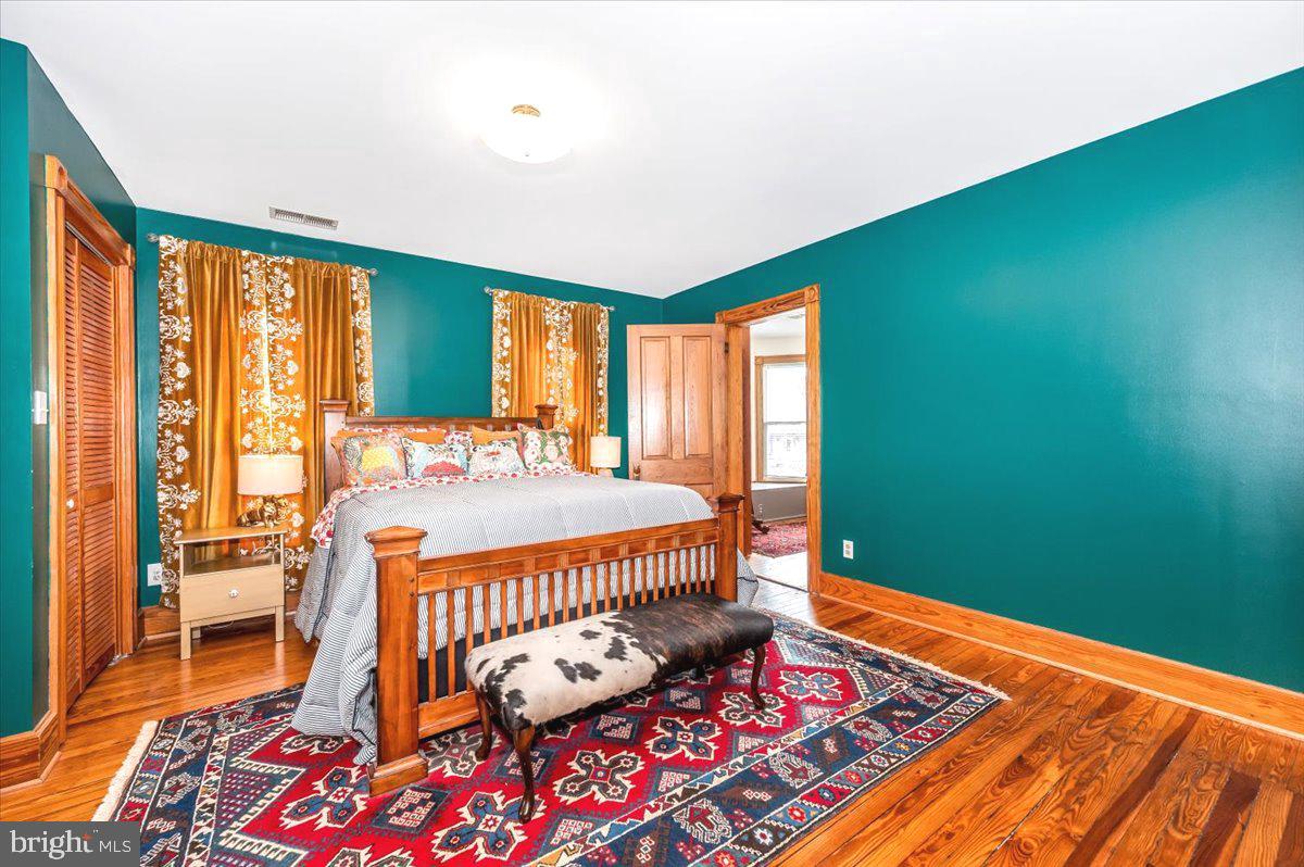 DOWNTOWN WALKERSVILLE - Residential