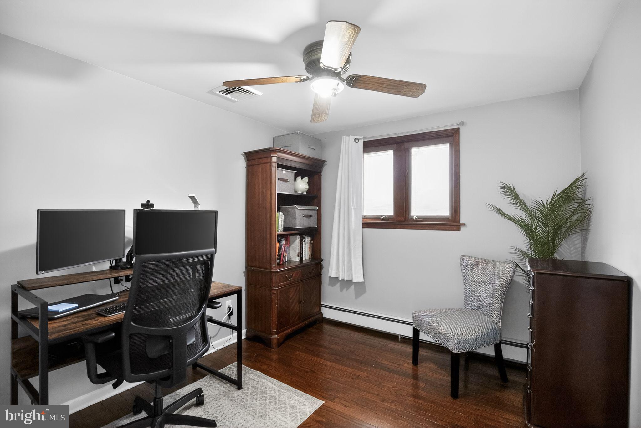 SPRING MOUNT - Residential