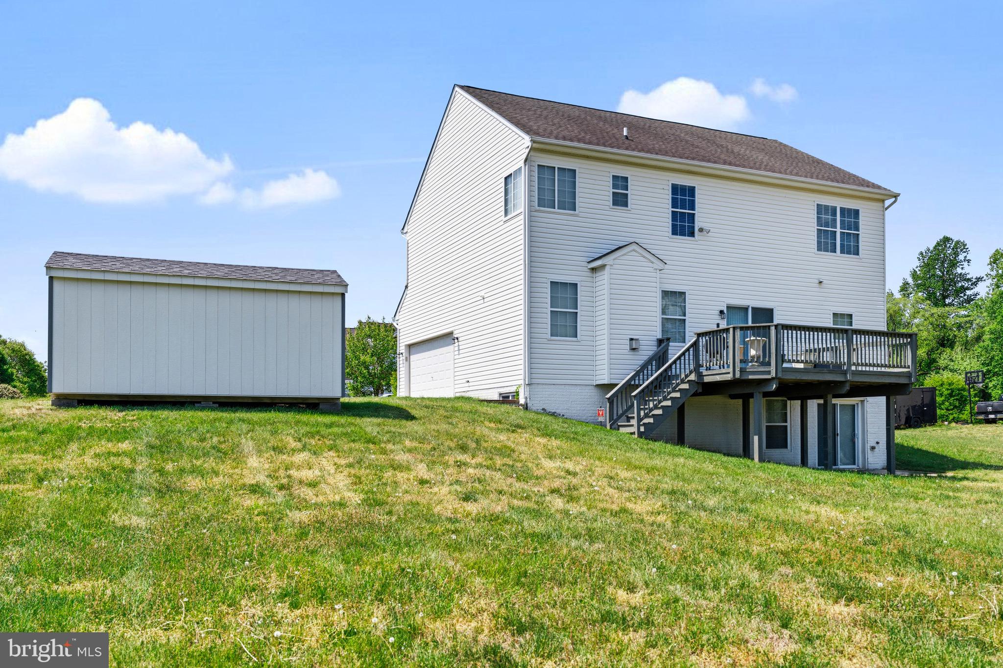 MULTIFLORA ESTATES - Residential
