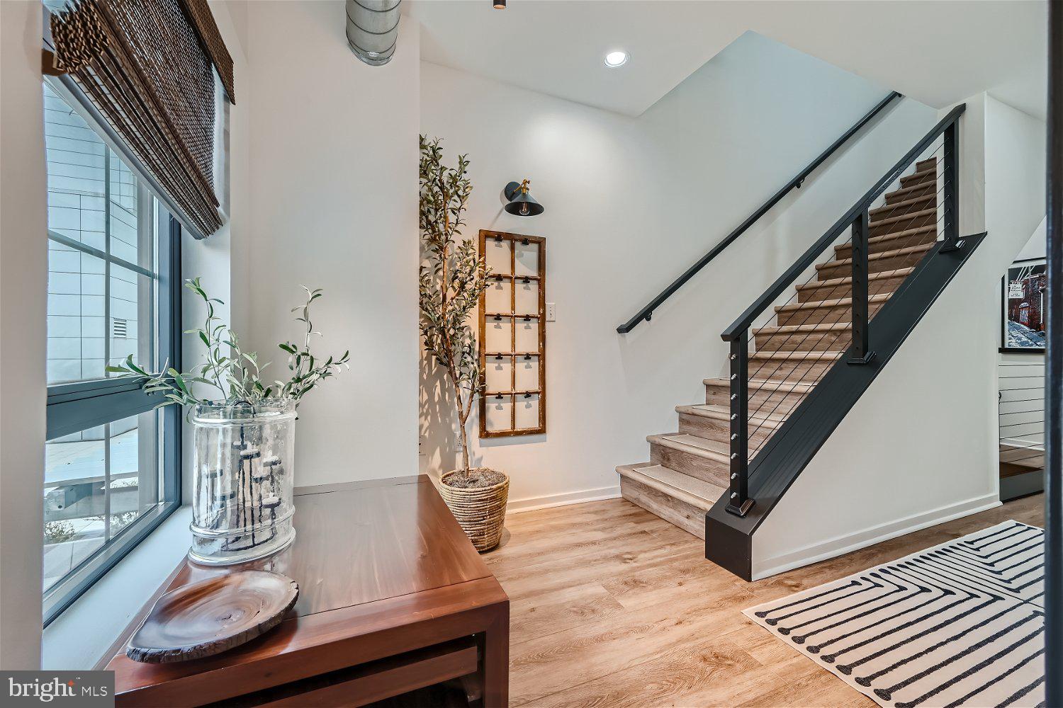 LOCUST POINT - Residential