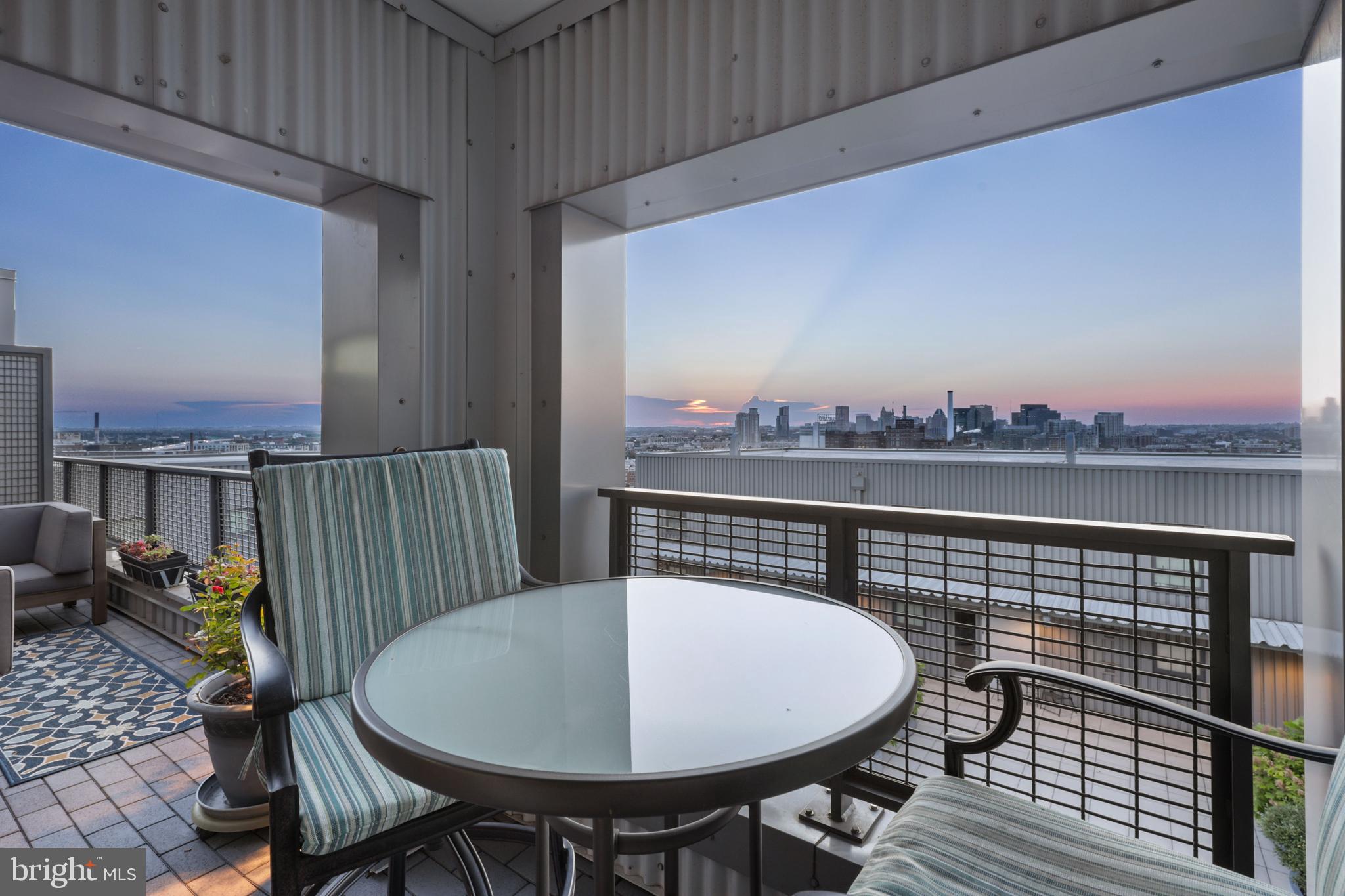 LOCUST POINT - Residential