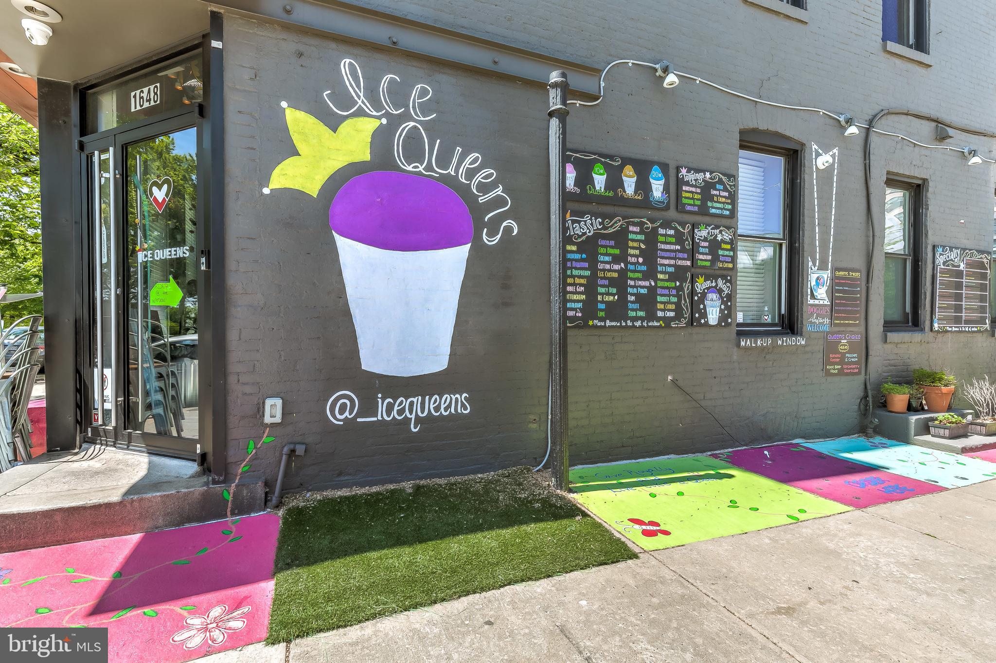 LOCUST POINT - Residential