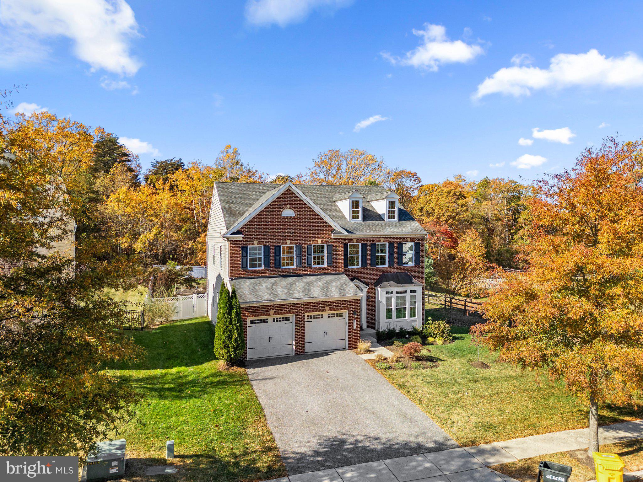 DEEP CREEK VILLAGE - Residential