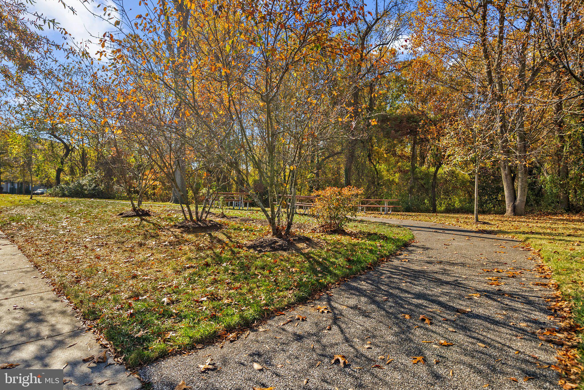 DEEP CREEK VILLAGE - Residential